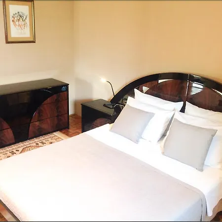 Genex Tower Western Gate Daire Belgrad